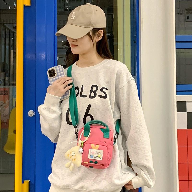 Cute Plush Charm Mini Crossbody Bag Two Te Canvas Shoulder Purse with Adjustable Strap Carto Handbag for Girls Daily Travel