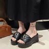 2026 Damen Luxus Sandalen Freizeit Leichte Schuhe Damen Rutschfeste Außen Hausschuhe Damen Sommer Plateau Buchstaben Sandalen