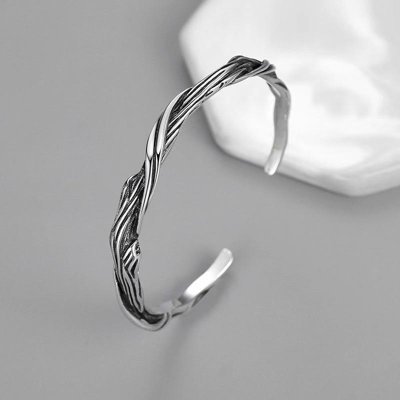 Men's Retro Driftwood Bracelet: Forest-Style, Irregular, Cool Bangle