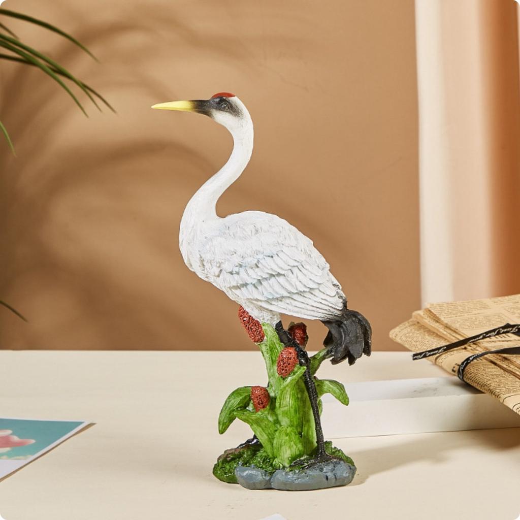 Realistic Crane Figurine Lifelike Design Resin Crane Sculpture Outdoor Decor Sturdy Elegant for Pond, Yard