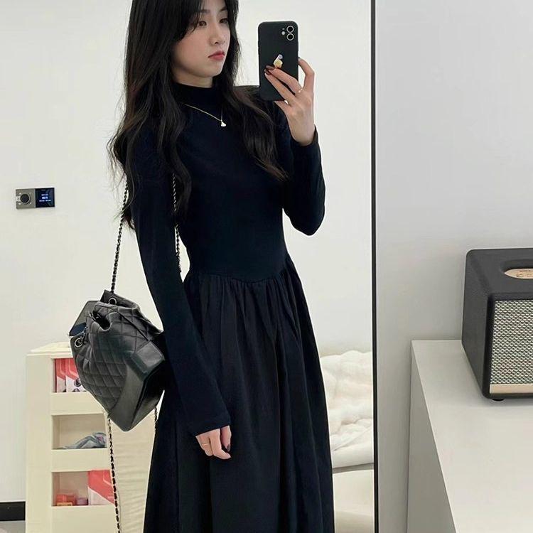 Hepburn-Style High Neck Black Slimming Autumn Dress with Waist-Cinching and French Elegance