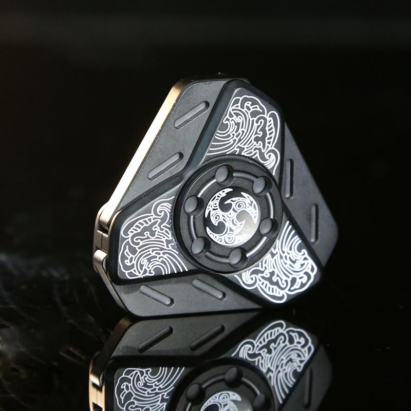 EDC Stainless Steel Open Armor Spinning Top Stress Reliever Toys Office Stress Relief Toys Office Desk Toys For Adult Gift