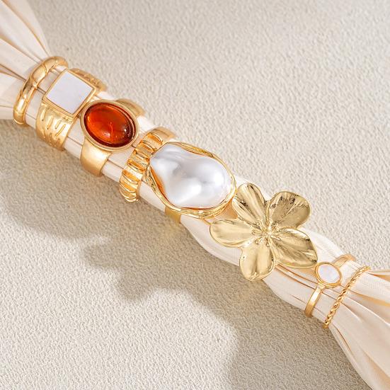 8Pcs/Set Women Stackable Rings Elegant Flower Irregular Faux Pearl Ring Retro Faux