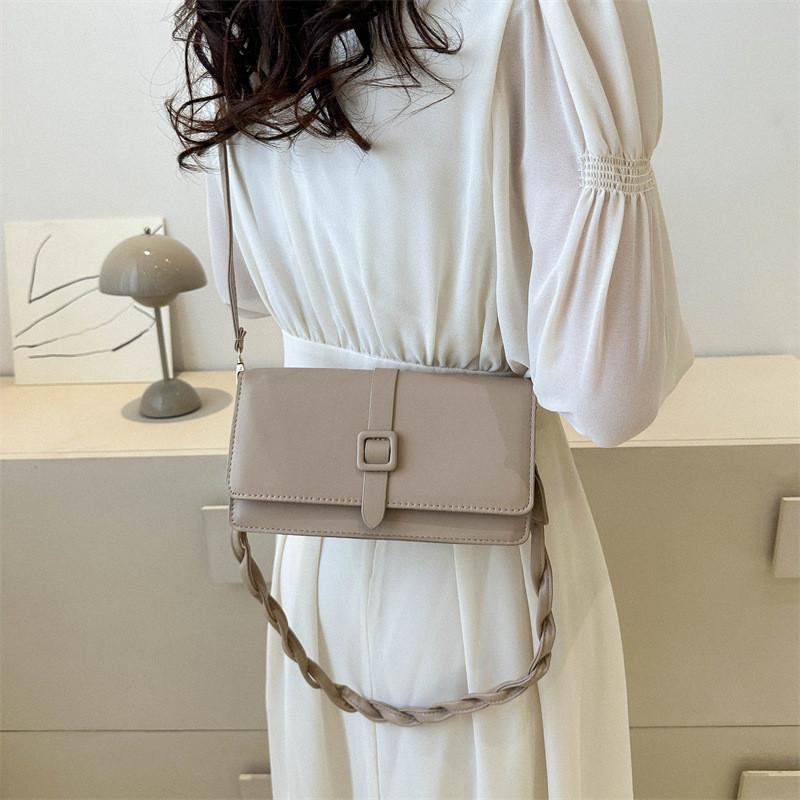 Trendy Minimalist Small Square Shoulder Bag For Women In Chic Colors For Everyday Use