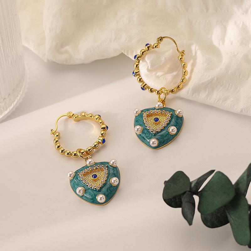 Vintage French Heart Pendant Earrings - High-End, Retro Style with Drip Oil Detailing