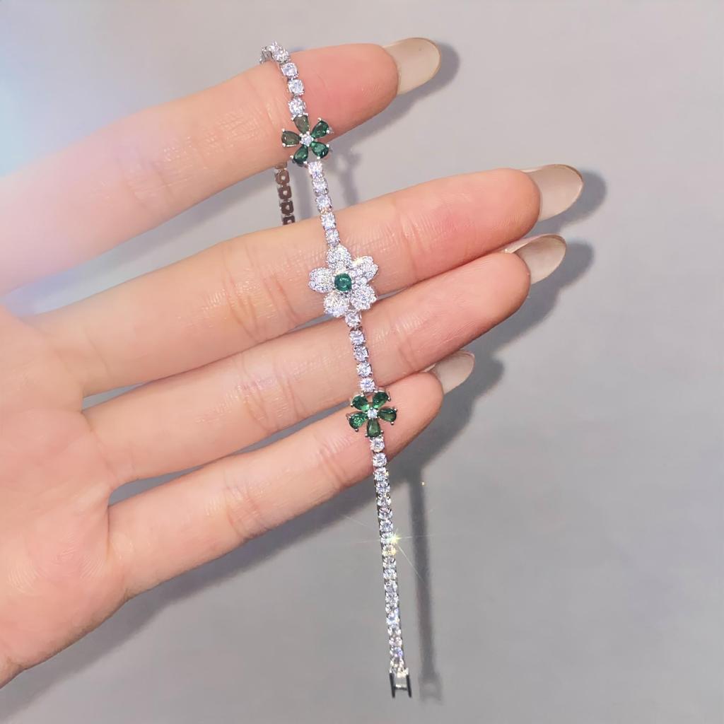 Zwei Karat Prinzessschliff Simulierter Moissanit Armband - Vielseitiger Damen-Beadschmuck