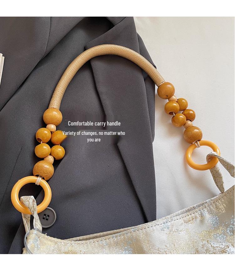 2026 Embroidered National Style Handbag: Fashionable, Light Luxury, Versatile Shoulder Bag for Casual Travel