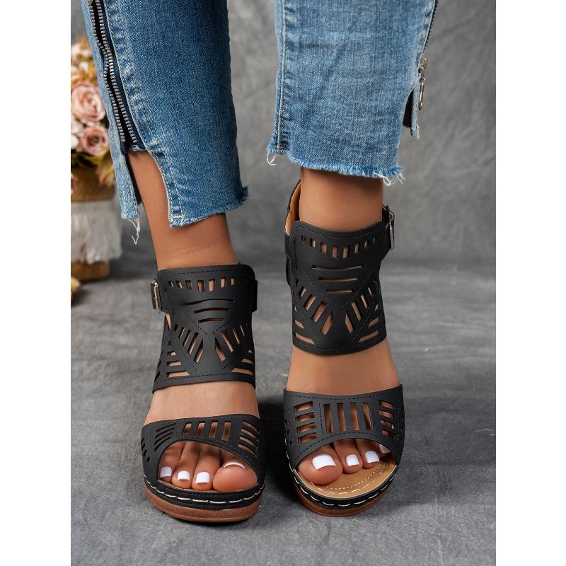 Summer Cut-out Heeled Sandals Women's 2025 New Thick-heeled Plus-size Buckle Roman Sandals