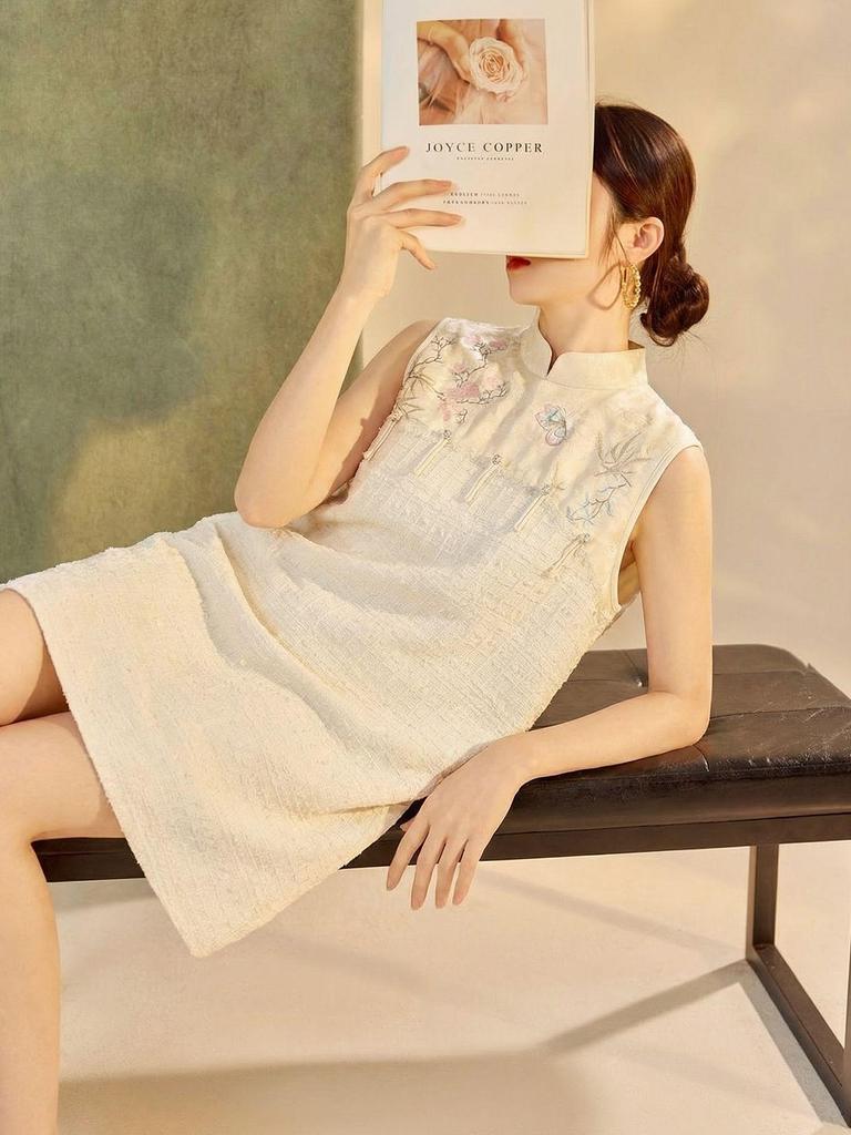 Women's High-End Chinese Style Embroidered A-Line Sleeveless Summer Dress P0185