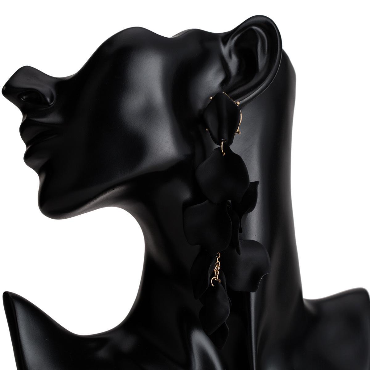 Многослойные серьги-лепестки с кисточками - коллекция Осень/Зима чёрный
