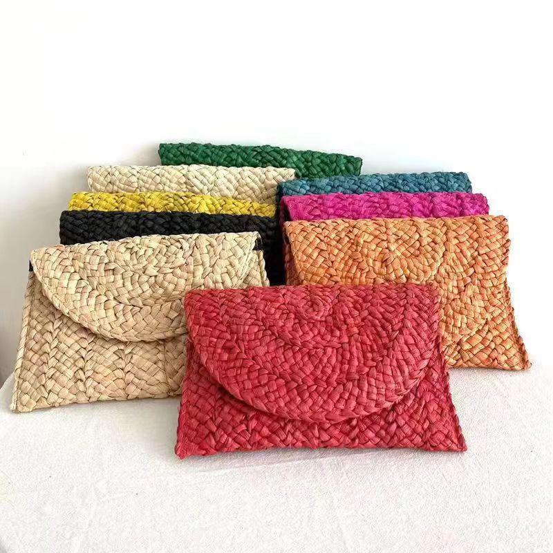 Handmade Women's Straw Corn Husk Clutch & Coin Purse - Casual Woven Beach Bag