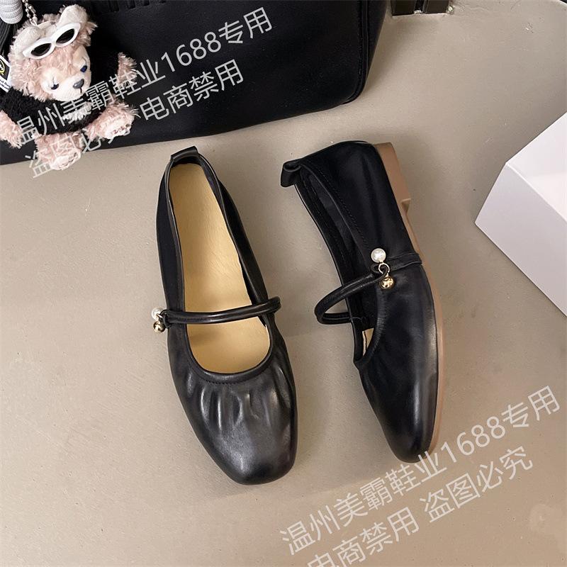 

First layer sheepskin leather flat-soled single shoes women s spring new silver casual pleated comfortable shoes 35 чёрный