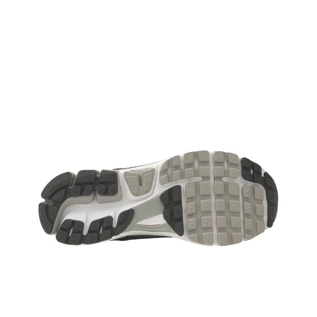Nike Air Zoom Vomero 5 Light Iron Ore Unisex-Sneaker Grau Metallic-Silber Photon-Dust FD0791-012