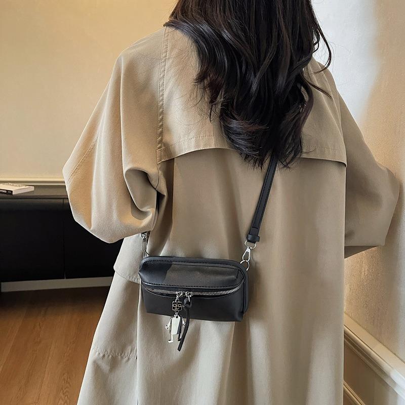 Summer new trendy lunch box bag versatile hand bag going out fashionable simple messenger small square bag women's bag