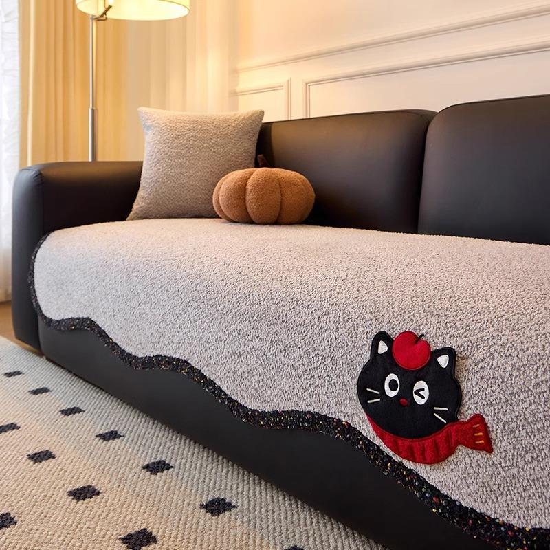 

Chenier Irregular Special-Shaped Leather Sofa Pad, One-Piece Four-Season Universal Straight Row Cartoon Non-Slip Sofa Cover Pad 90*90cm