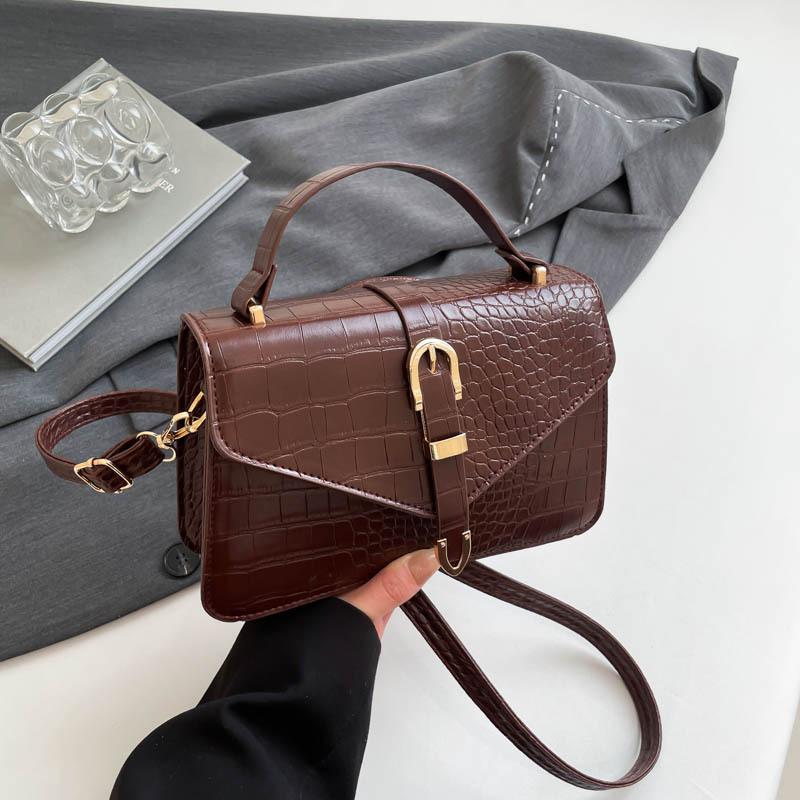 

Модная трендовая сумка женская весна 2025 года, новая модная простая сумка через плечо на одно плечо, повседневная портативная маленькая квадратная сумка