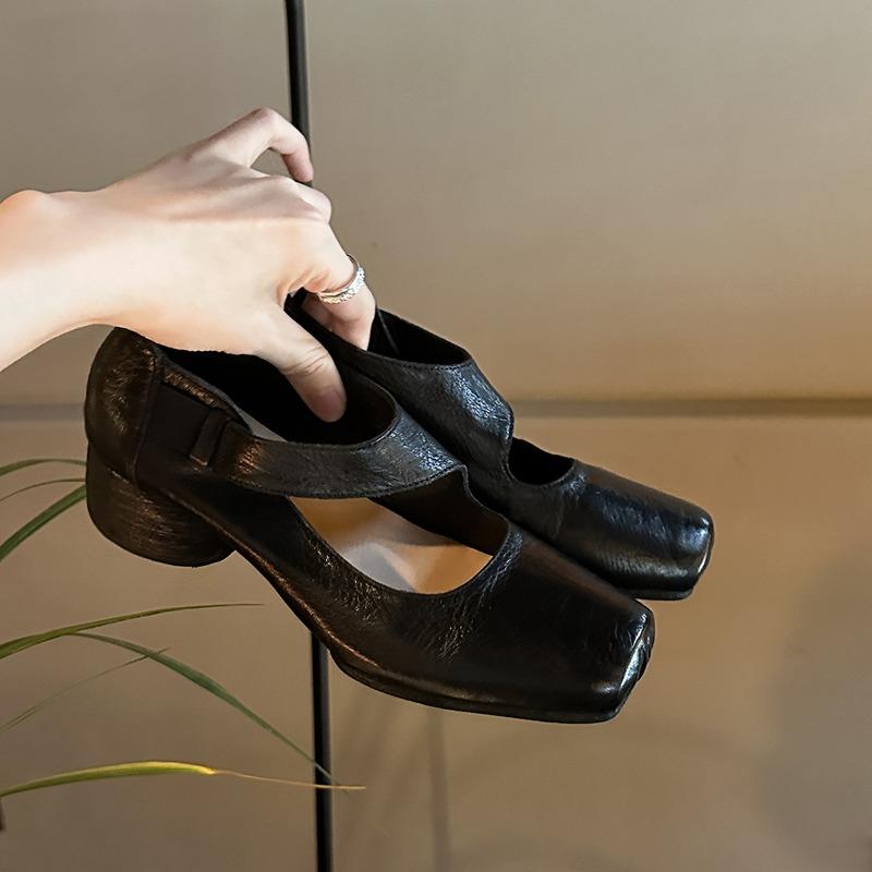 Retro Square-toed Thick-heeled Women's Single Shoes