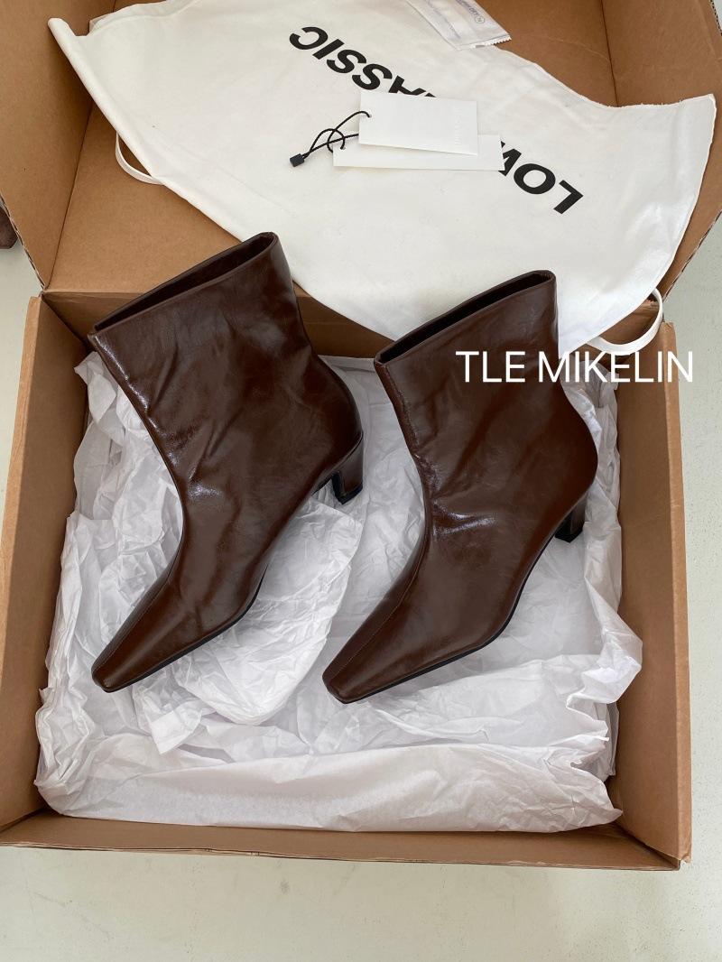 

2025 autumn women s fashion versatile low-heeled Martin boots women s short boots winter new French retro square head thick-heeled short boots 39 коричневий