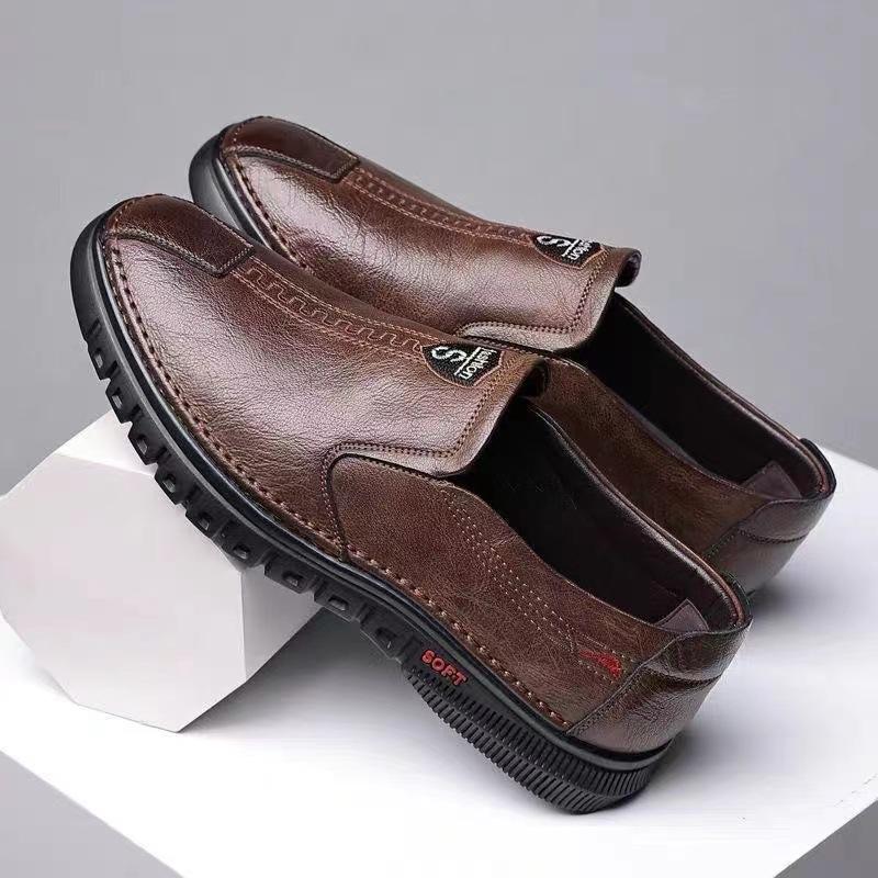 Fashion Handmade Leather PU Shoes Male Casual Sneakers Comfort Design Man's Business Loafers Moccasins Round Head Fashion Spring Autumn