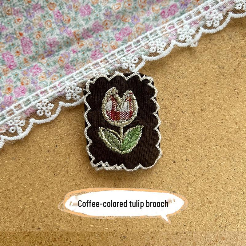 Handmade Cotton-Filled Animal Cartoon Embroidery Plush Brooch Pin