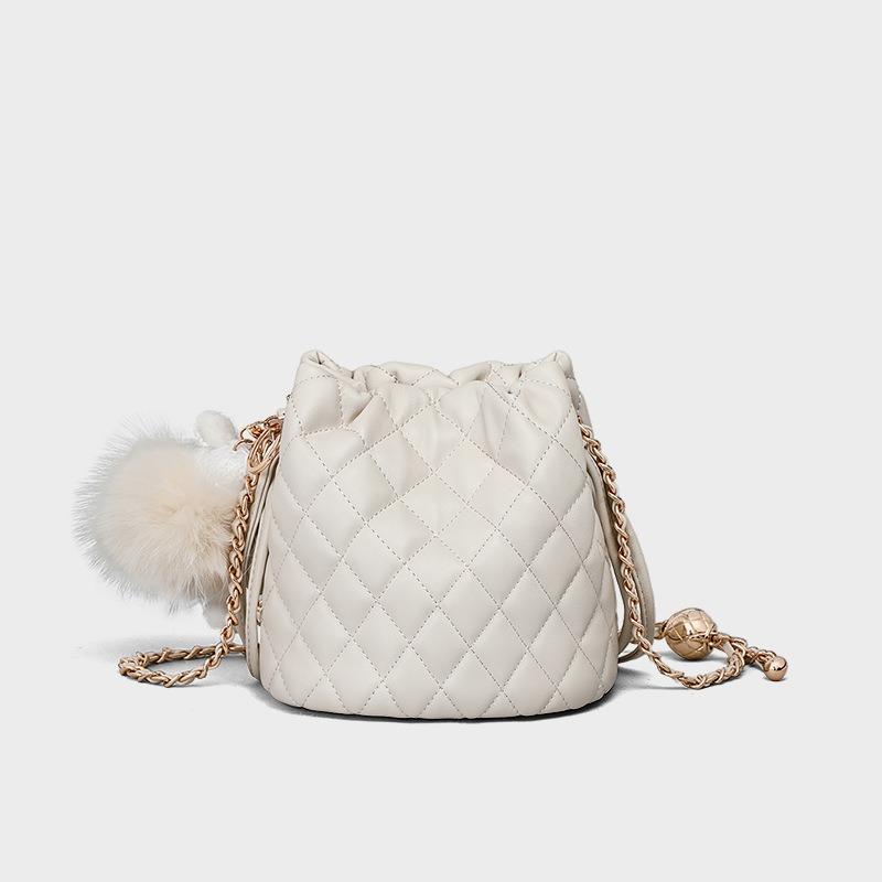 Bucket Bag Women's Autumn and Winter New Leather Messenger Bag High-end Commuter Chain Small Bag