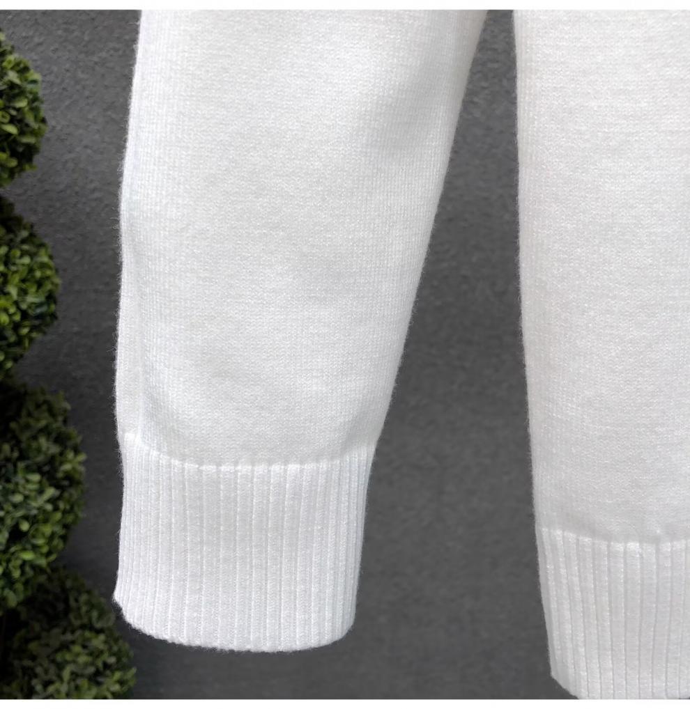 Men's Slim Fit Round Neck Warm Knitwear Pullover for Autumn and Winter