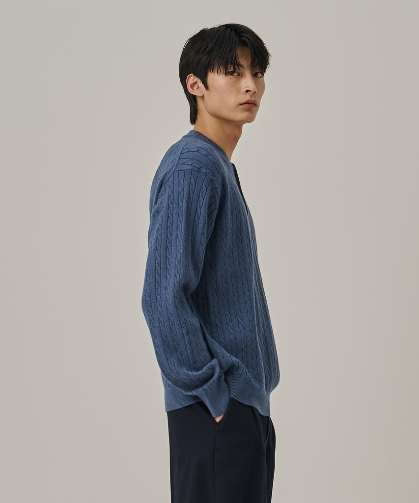 ANALOG MOOD Washable Cable Henley Neck Knit T-Shirt (Blue)