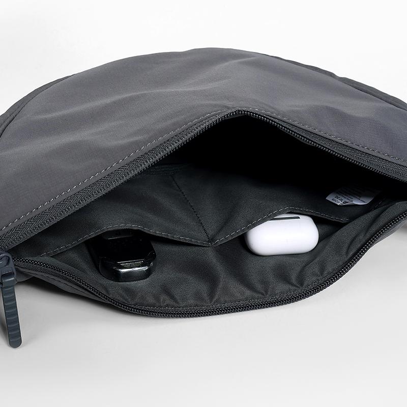 Lightweight Shoulder Bag Soid Color Unisex Chest Bag Commuter Bag