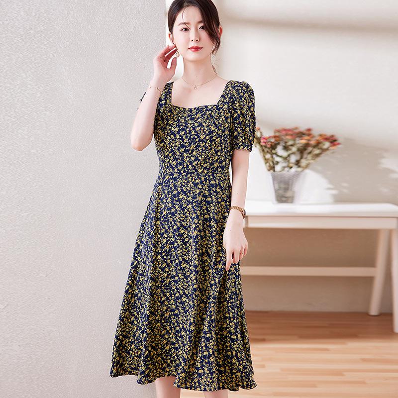 Vestido Floral de Verano Talla Grande - Manga Corta, Cintura Definida, Estilo Delgado