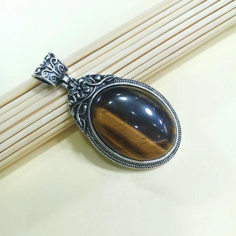 Geometric Gemstone Necklace Pendant With Embedded Semi Precious Stones For Fashion Jewelry Enthusiasts