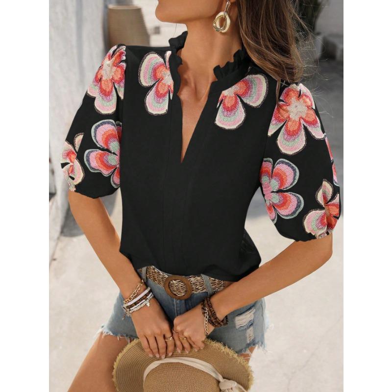 Spring and Summer New Fashionable V-neck Long-sleeved High-neck Embroidered T-shirt Top