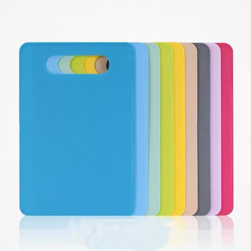 Reversible Plastic Cutting Board Non-slip Kitchen Mat for Meat and Vegetable Dishwasher Safe Chopping Board for Outdoor Camping