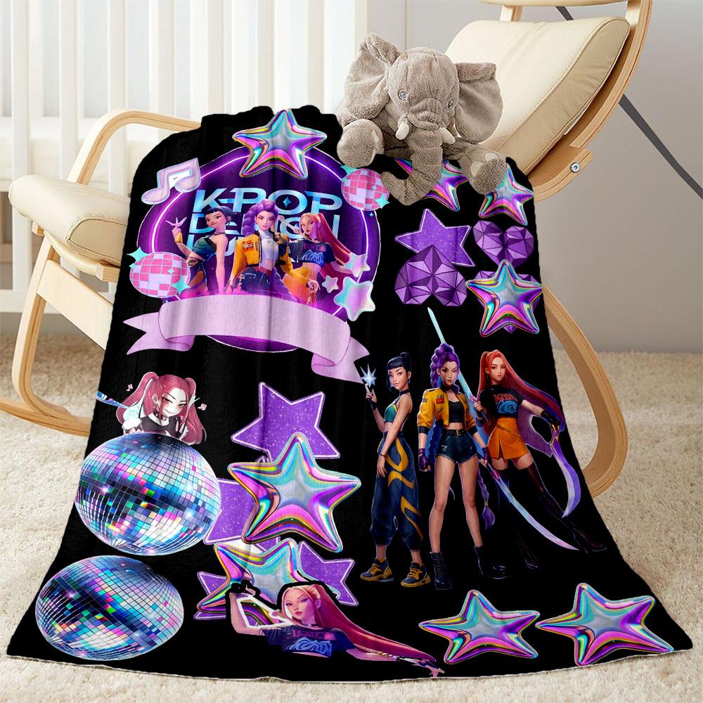 Future Fashion Icons Blanket Comfortable Perfect for Bedding Office Chair Livingroom for All Seasons Digital Print