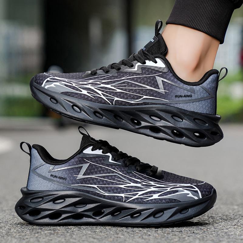 

Men’s Black White Printed Sports Shoes Casual Running Shoes Students Platform Elevator Sneakers Shoes Over Sized 46 47 EU: 39 чёрный