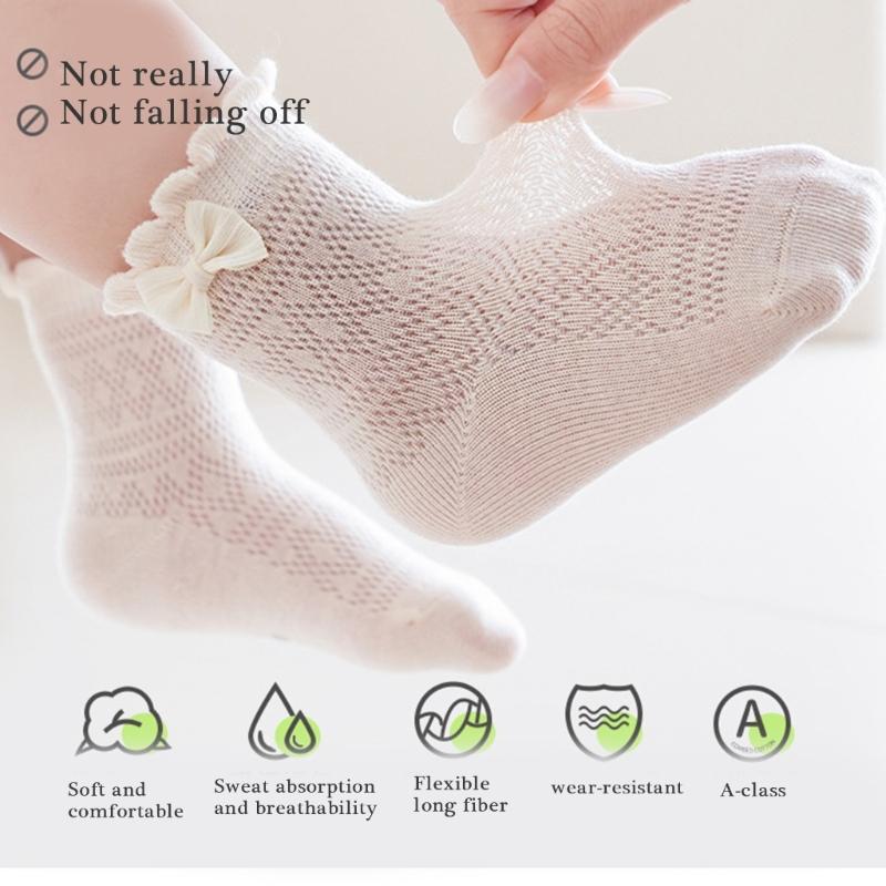 Set of 3 Pair Girls Cotton Ankle Socks Baby Hosiery with Nonslip Elastic Cuffs Design for Toddler Daily Comfort Wear