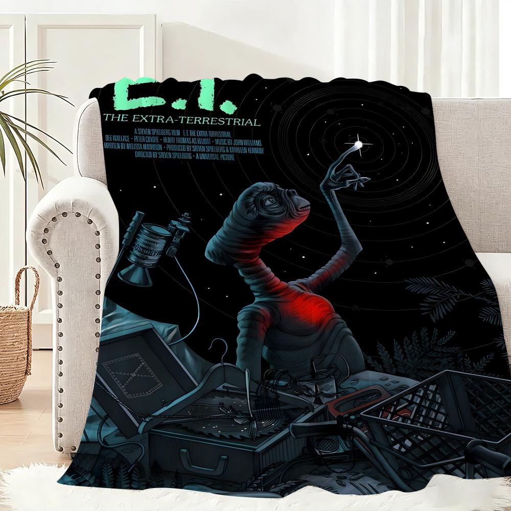 E.T. the Extra-Terrestrial Throw Lightweight 240g Flannel Blanket Soft Skin-friendly for Summer Cooling