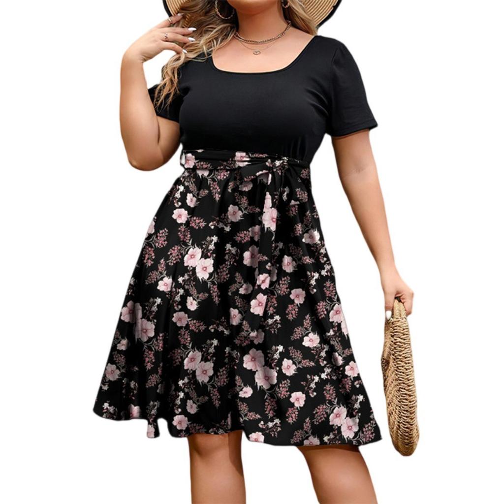 Women's Fashionable And Trendy Round Neck Short Sleeved Waist Print Dress In Plus Size
