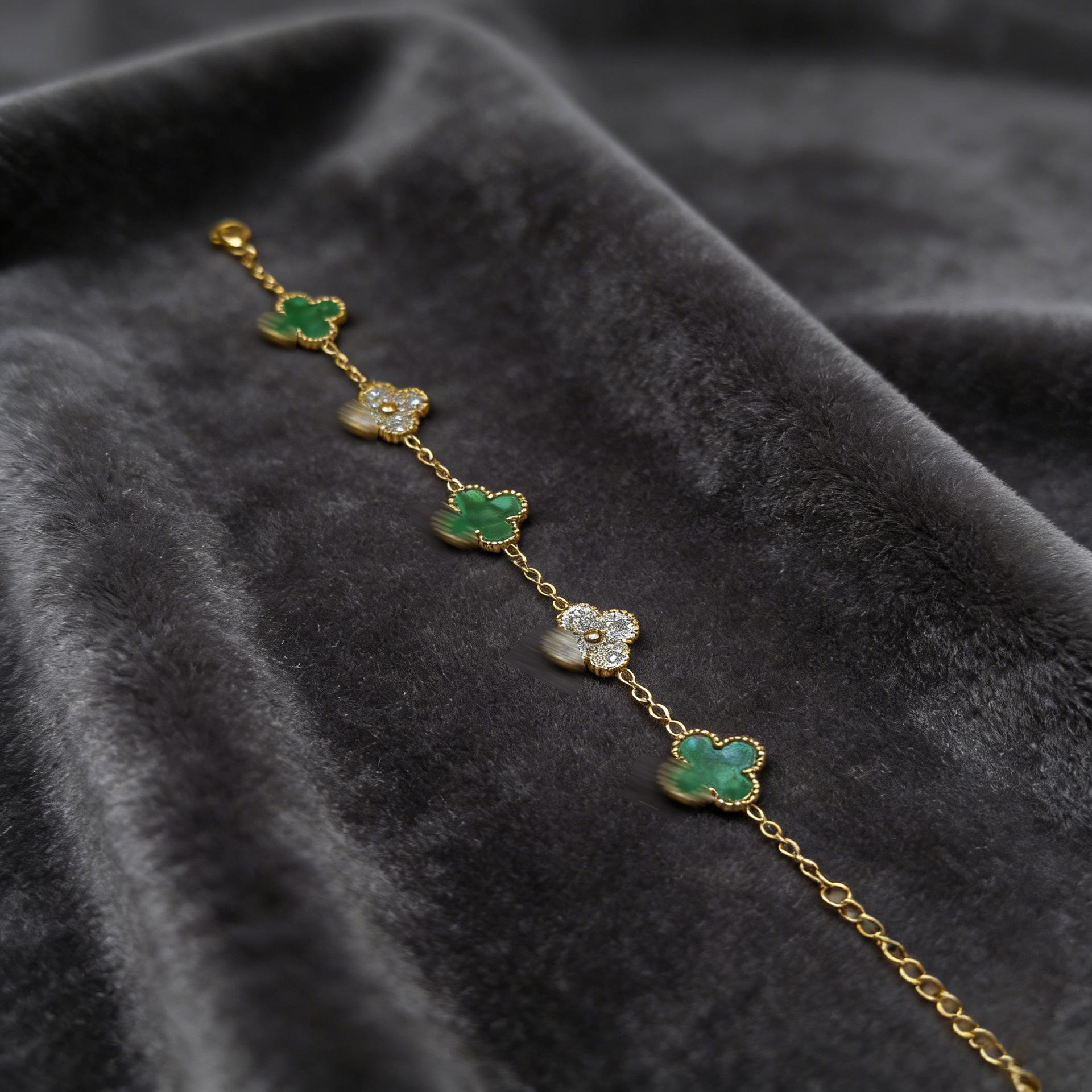 

Браслет Чотирилисник з нержавіючої сталі - Електропокриття 18K, Серія Мова квітів Новий стиль