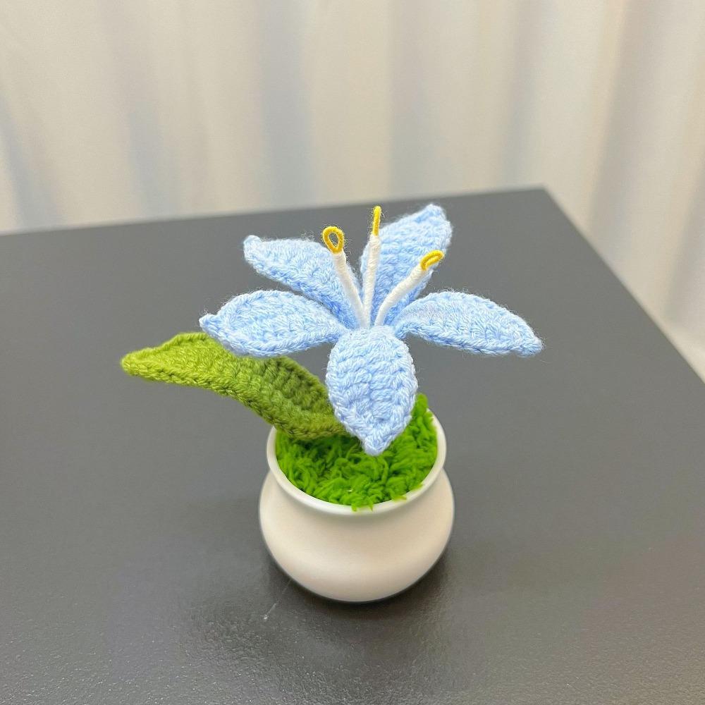 Flowers Hand-Knitted Lily Potted Delicate Crochet Woven Flowers Pot Mother's Day Gift