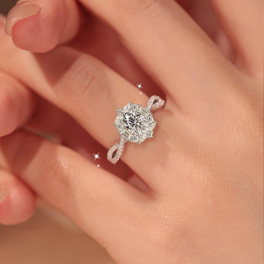 Secret Blue Fireworks Pigeon Egg Moissanite Ring: New S925 Sterling Silver Luxury Diamond Proposal 2026