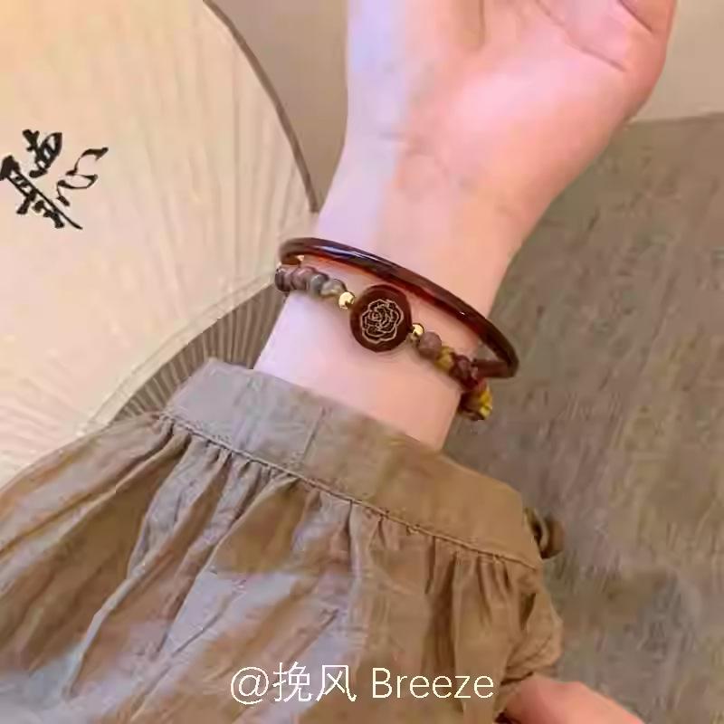 

Браслет из круглых бусин с цветком розы и коробочкой лотоса, набор из двух штук, новый китайский легкий люкс, высококлассный темперамент, универсальные украшения для женщин