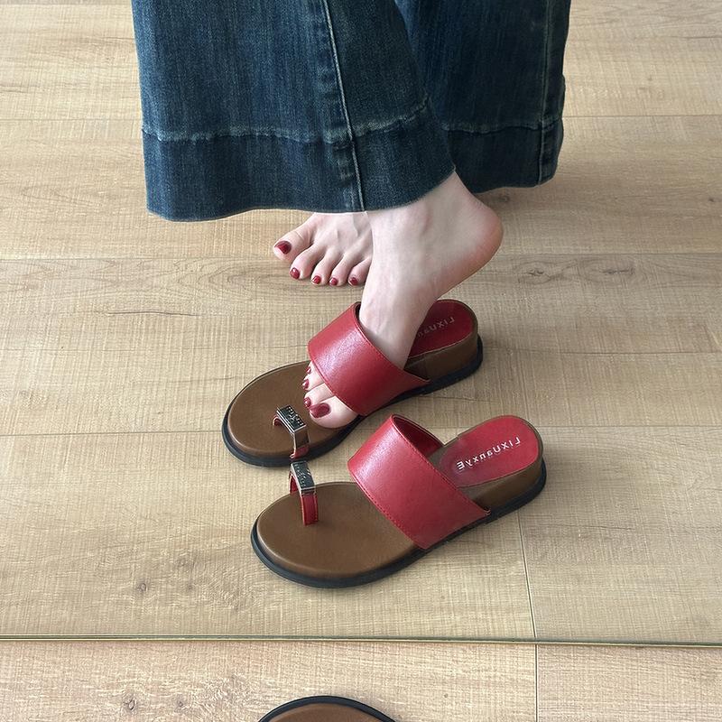 Slippers and holiday beach jacket toe slope wear women's summer French 2025 new cool slippers to increase the height of toes