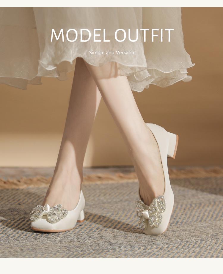 Salto Alto Feminino de Bico Quadrado com Laço de Strass - Estilo Fada, Salto Grosso, Confortável, Sapatos que Combinam com Tudo