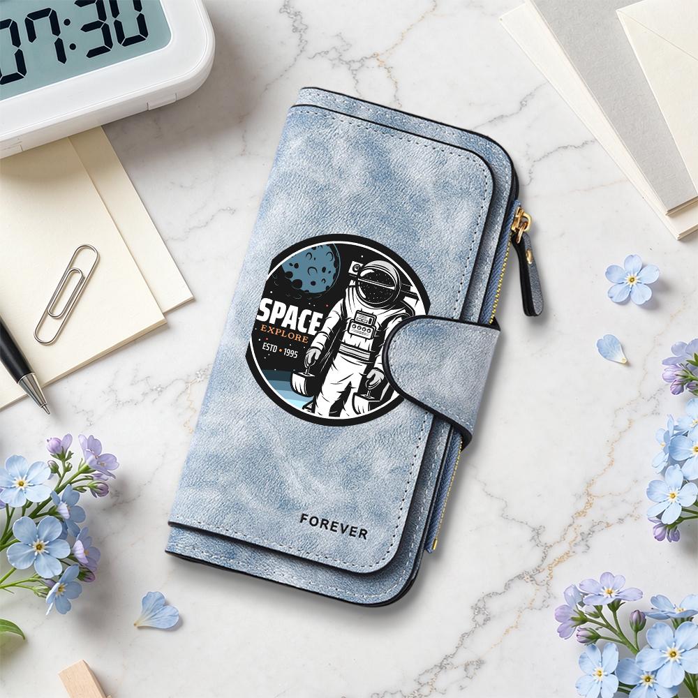 Vintage Space Astronaut Fashion Long Wallet Casual Multi Card Holder Portable Daily Purse for Travel