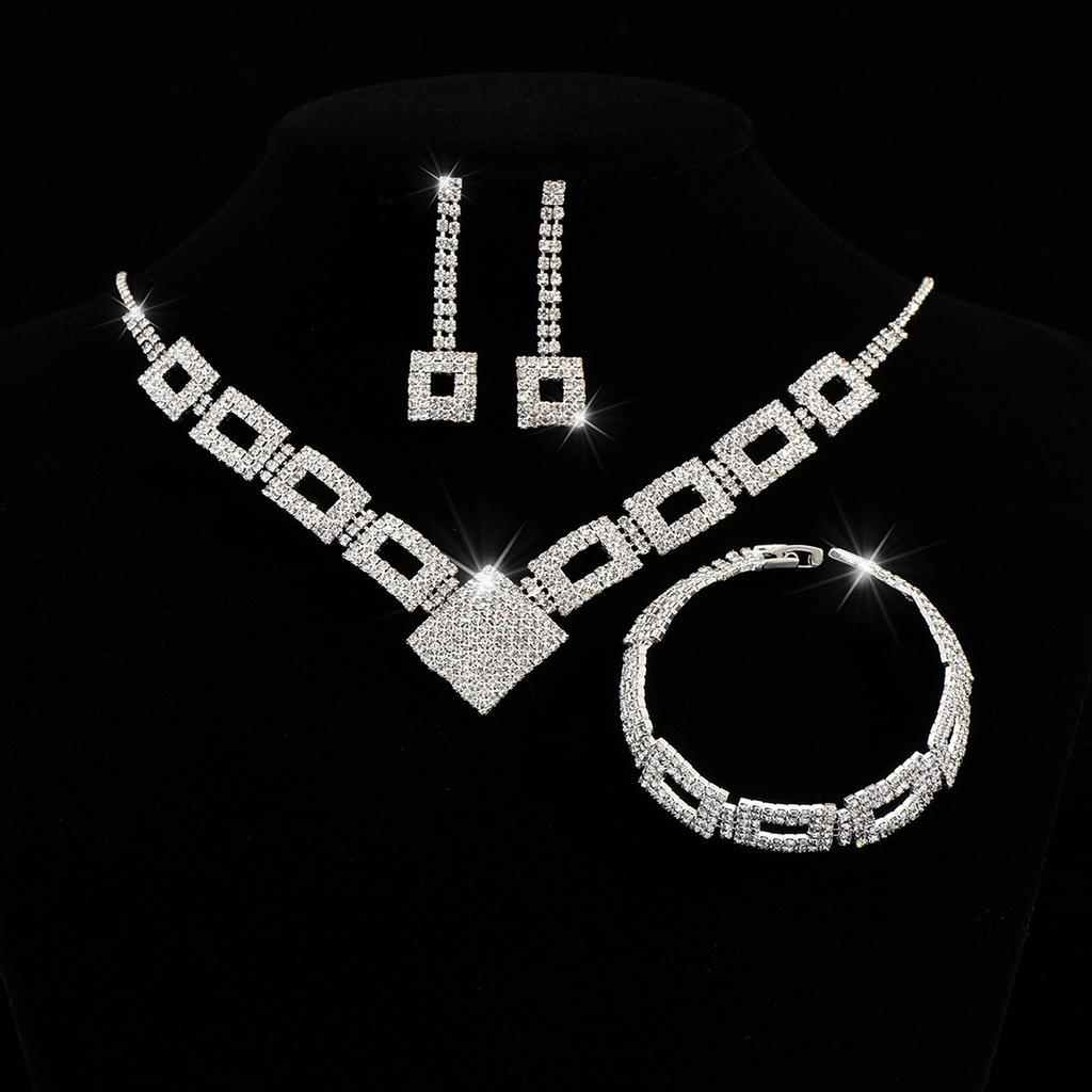 Jewelry Set High-end Full Diamond Three-piece Necklace Earrings Bracelet Dinner Dress Jewelry Accessories.