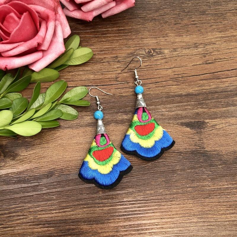 Hand-embroidered retro fabric earrings, flower fringed versatile femininity, stage performance, earrings, earrings.
