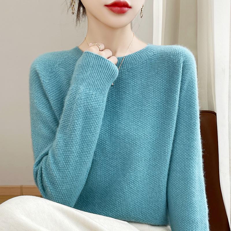 Women's Andy Plush Osmanthus Stitch Loose Knit Pullover Sweater - Round Neck, Solid Color, Versatile Base Layer