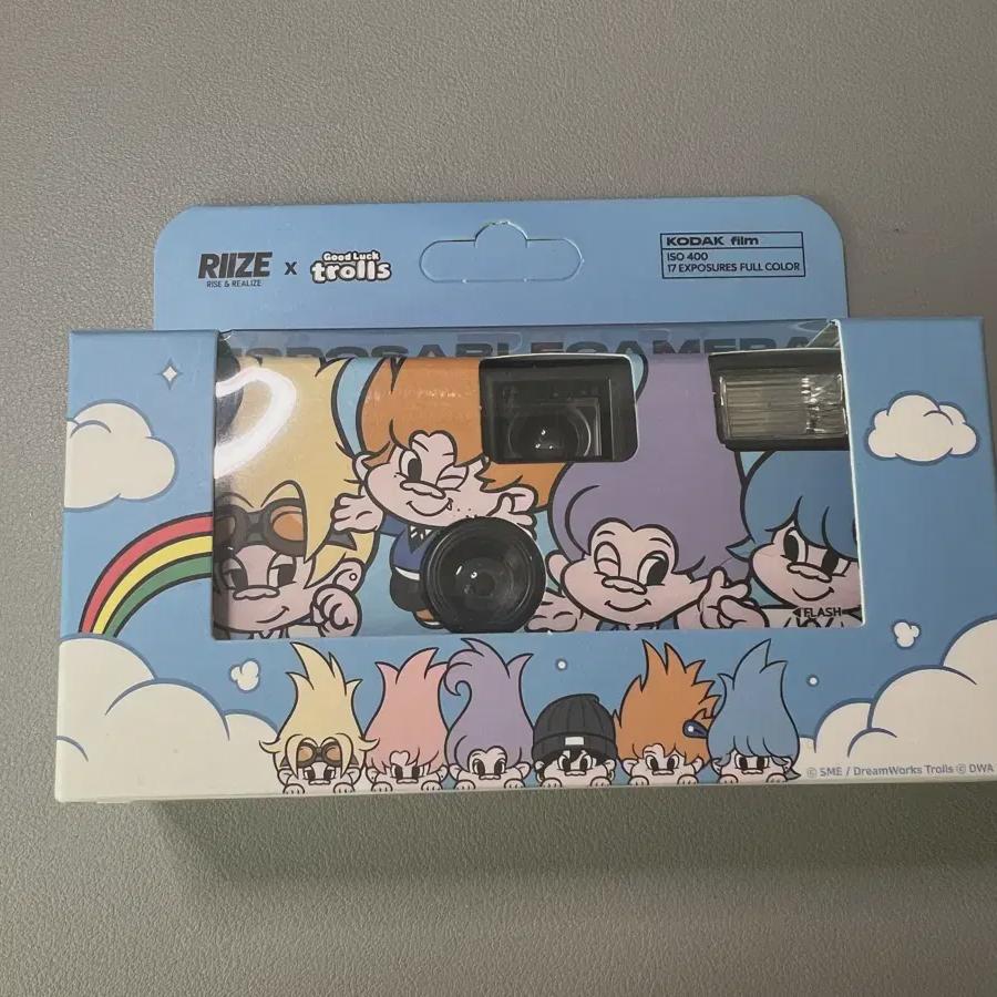 

Riize Troll Popup Store Disposable Camera