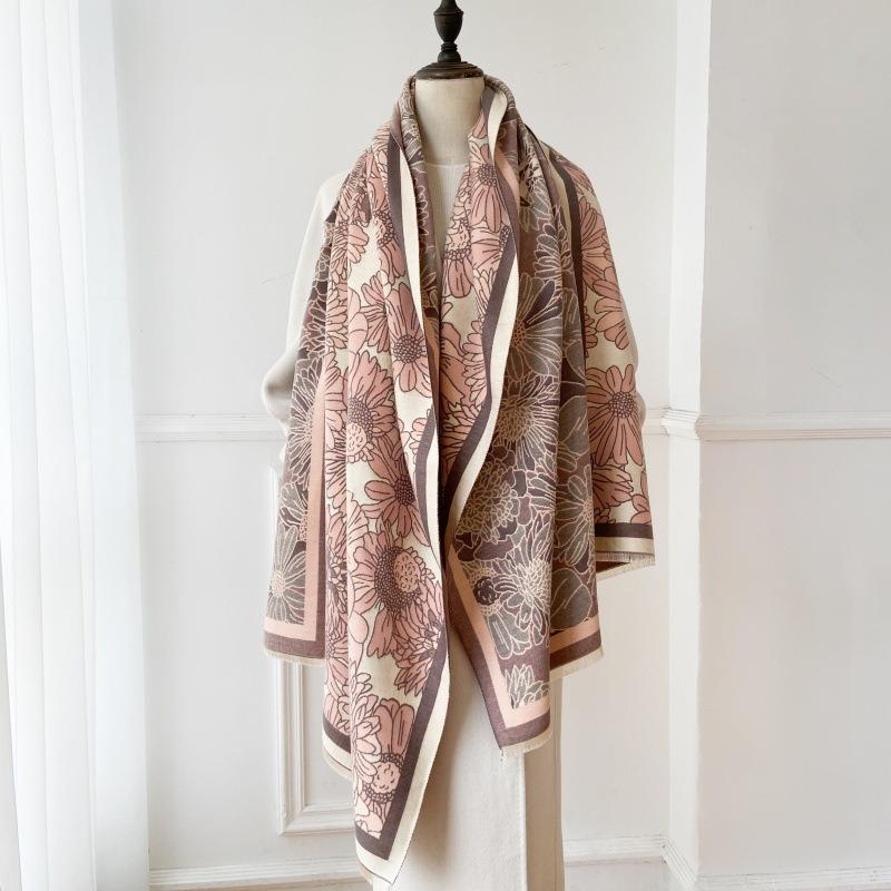 New little fresh girl style small daisy imitation cashmere scarf winter travel warm women shawl