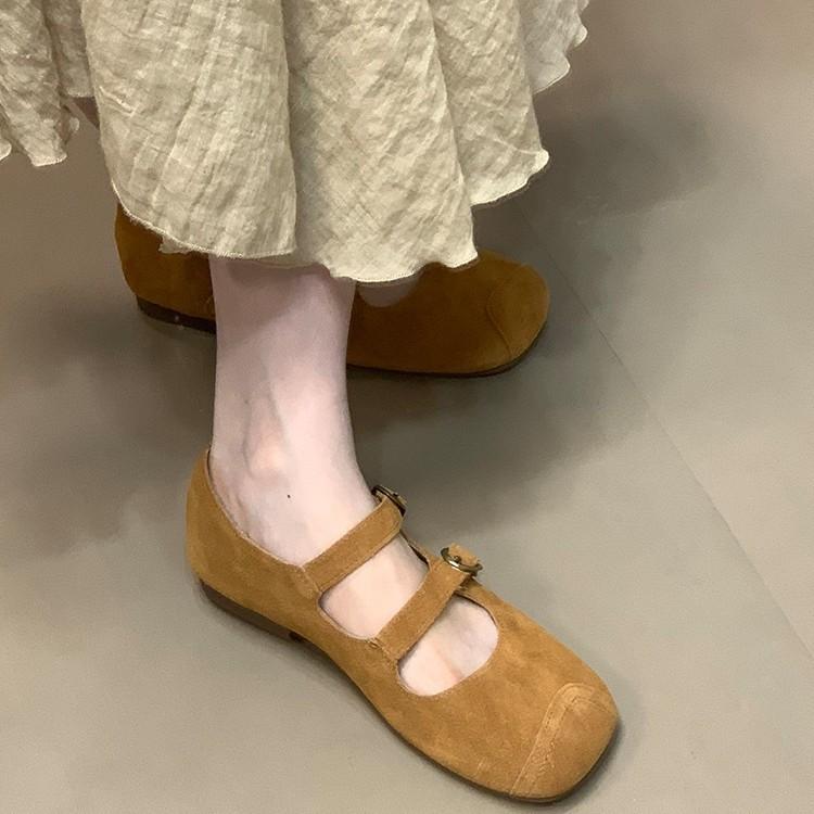 [Fanfna] 2025 autumn new square head shallow mouth niche single shoes versatile flat Mary Jane commuter women's shoes